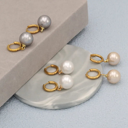 1 Pair Vintage Style Romantic Simple Style Round Plating Inlay 304 Stainless Steel Pearl 18K Gold Plated Drop Earrings