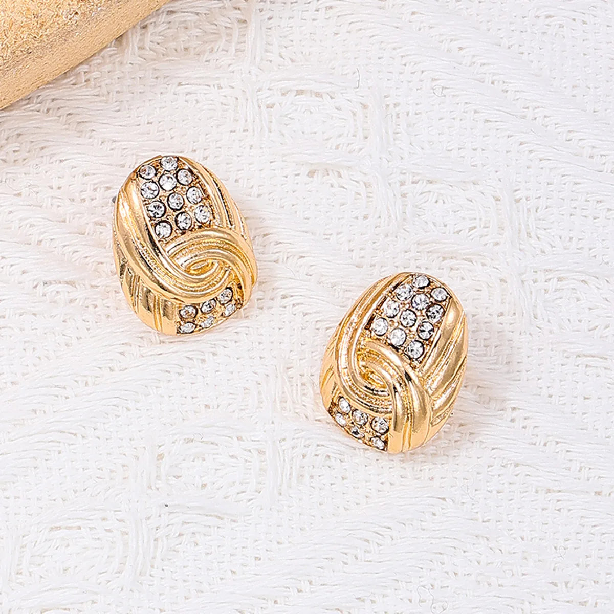 1 Pair Vintage Style Simple Style Geometric Alloy Ear Studs