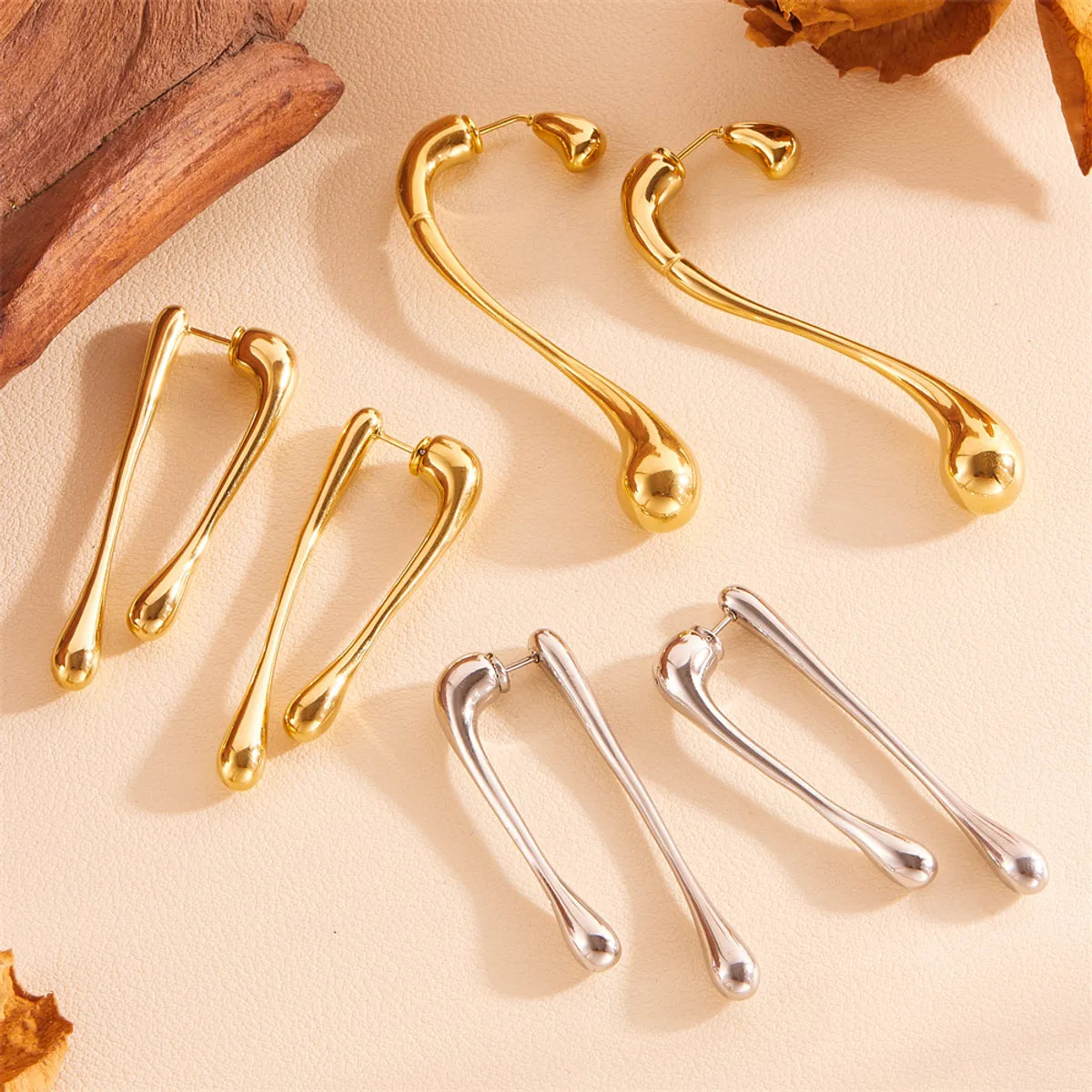 1 Pair Vintage Style Simple Style Solid Color Bow Knot Plating Inlay Titanium Steel Rhinestones 18K Gold Plated Drop Earrings