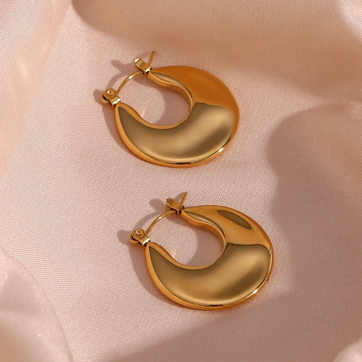 1 Pair Vintage Style Simple Style U Shape Stainless Steel Plating 18k Gold Plated Earrings