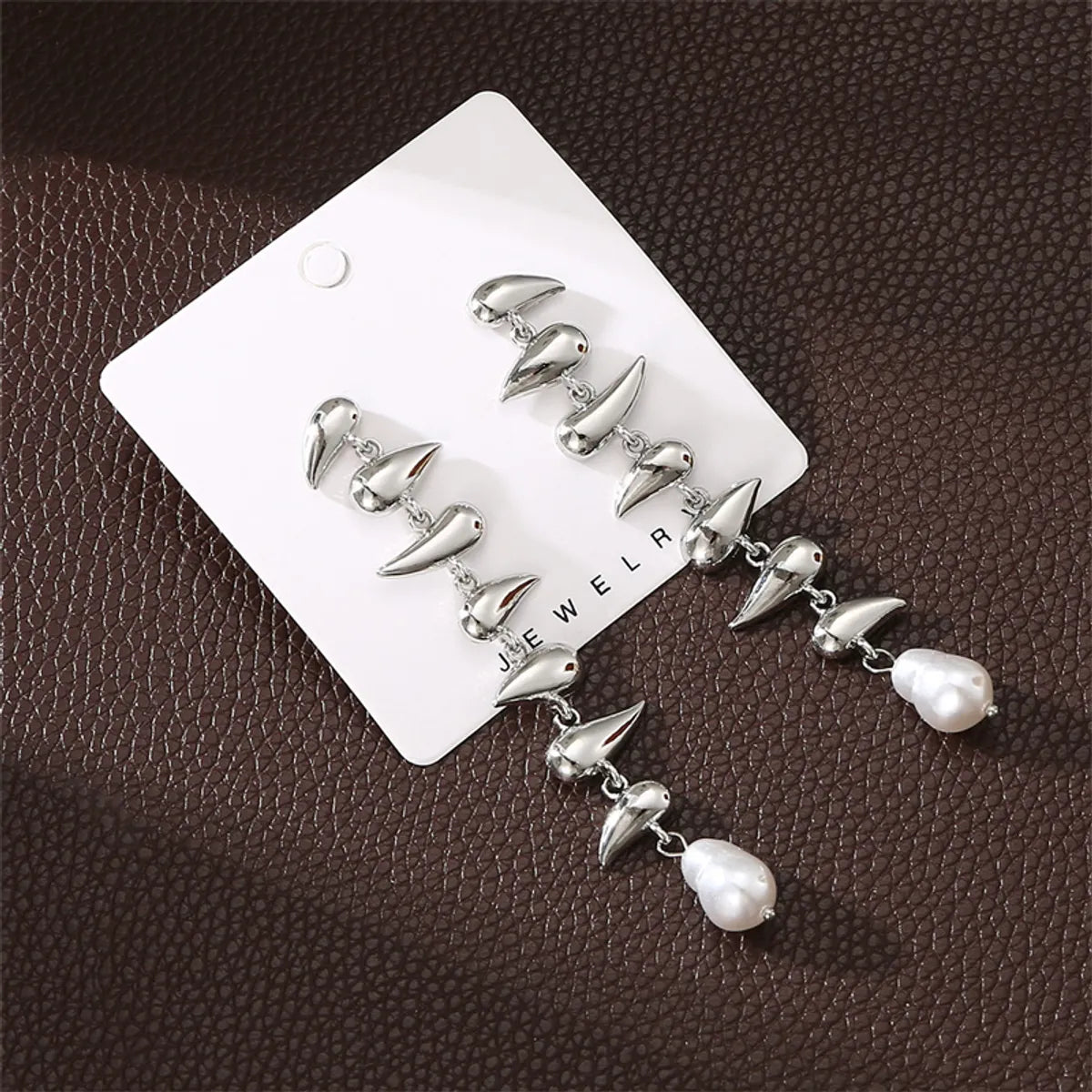 1 Pair Vintage Style Simple Style Water Droplets Solid Color Pearl Plating Alloy Drop Earrings