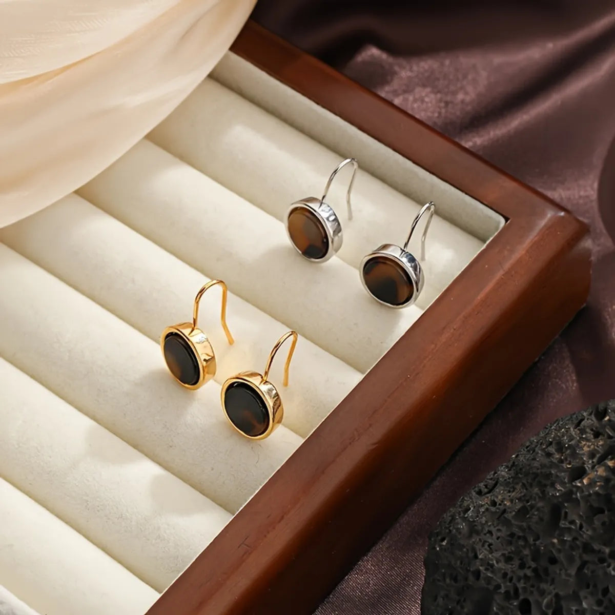 1 Pair Vintage Style Solid Color Inlay Natural Stone Copper Natural Stone Drop Earrings