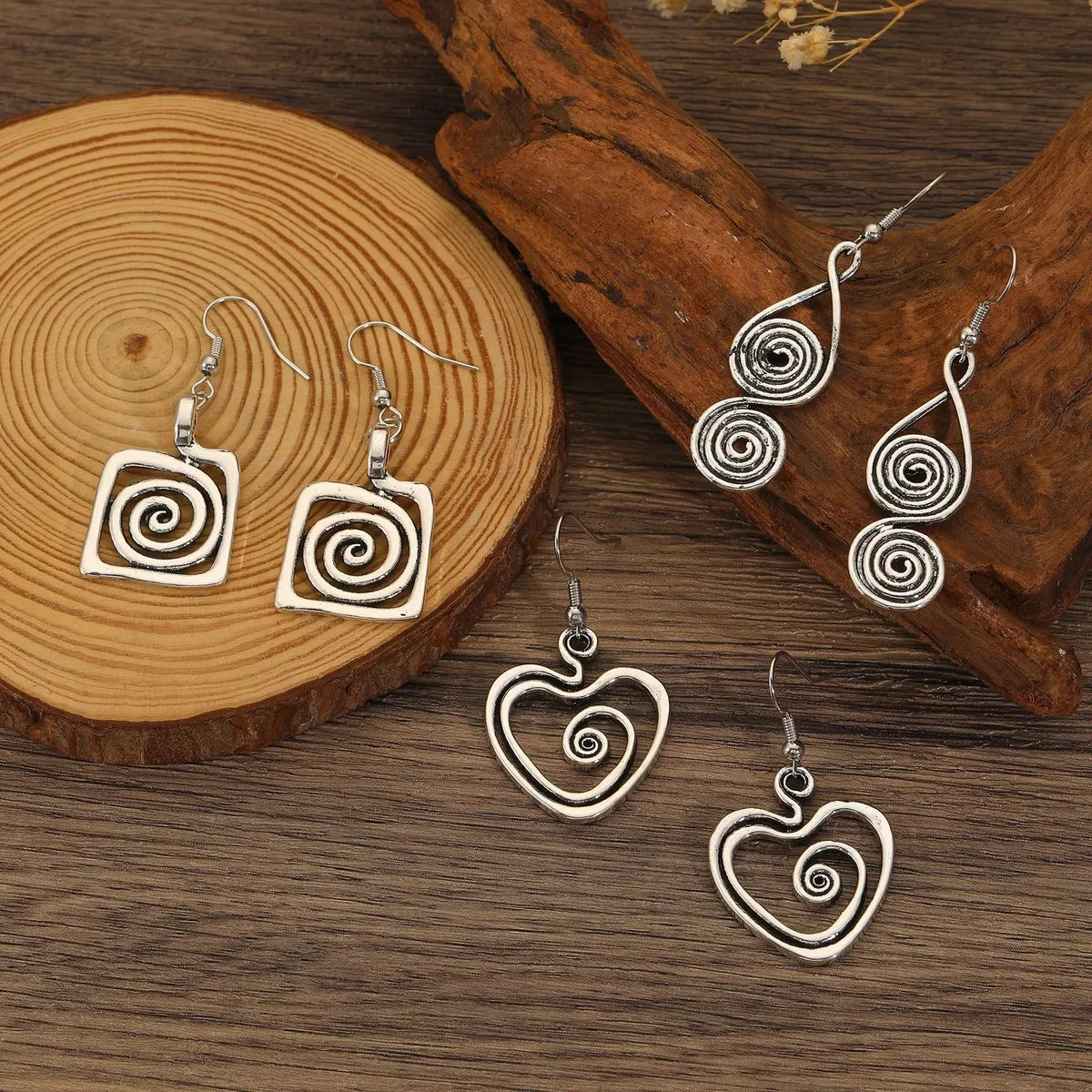 1 Pair Vintage Style Spiral Alloy Drop Earrings