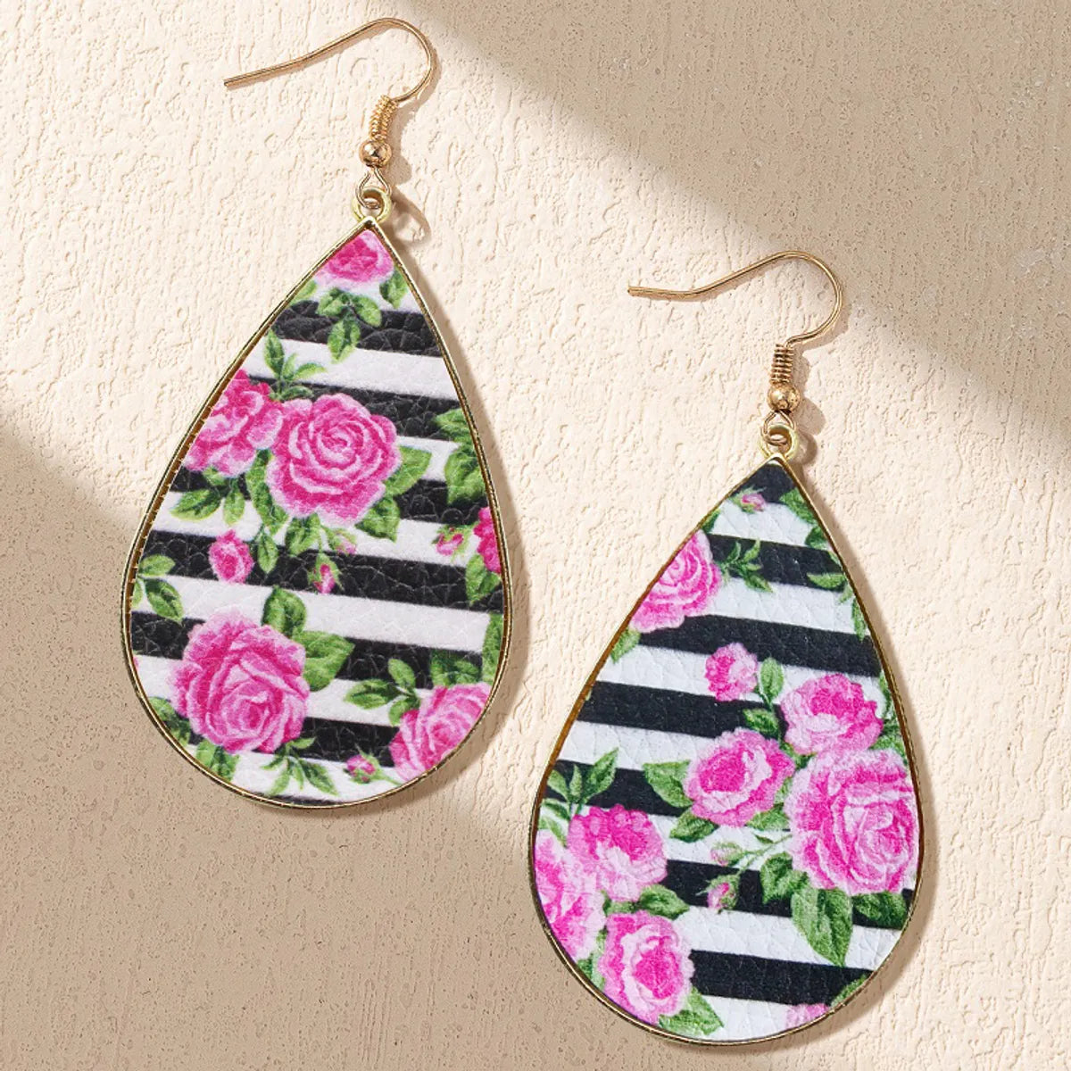 1 Pair Vintage Style Stripe Water Droplets Flower Pu Leather Alloy Drop Earrings