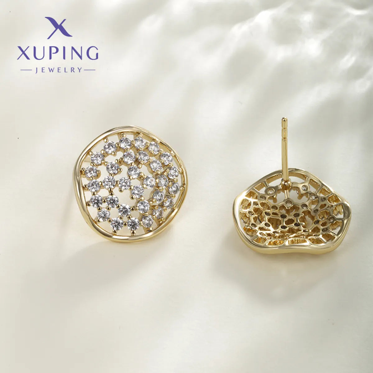 1 Pair XUPING Simple Style Geometric Flower Hollow Out Inlay Copper Artificial Gemstones 18K Gold Plated Ear Studs