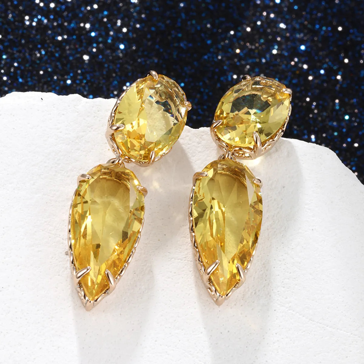 1 Pair Xuping Simple Style Water Droplets Plating Inlay Alloy Artificial Gemstones 18k Gold Plated Drop Earrings