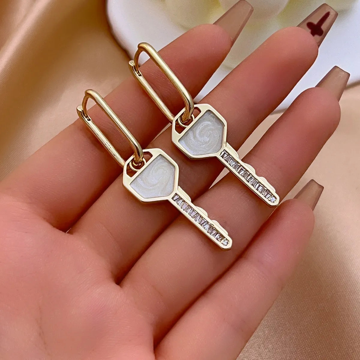 1 Pair Y2k Original Design Simple Style Key Plating Inlay Copper Zircon Gold Plated Drop Earrings