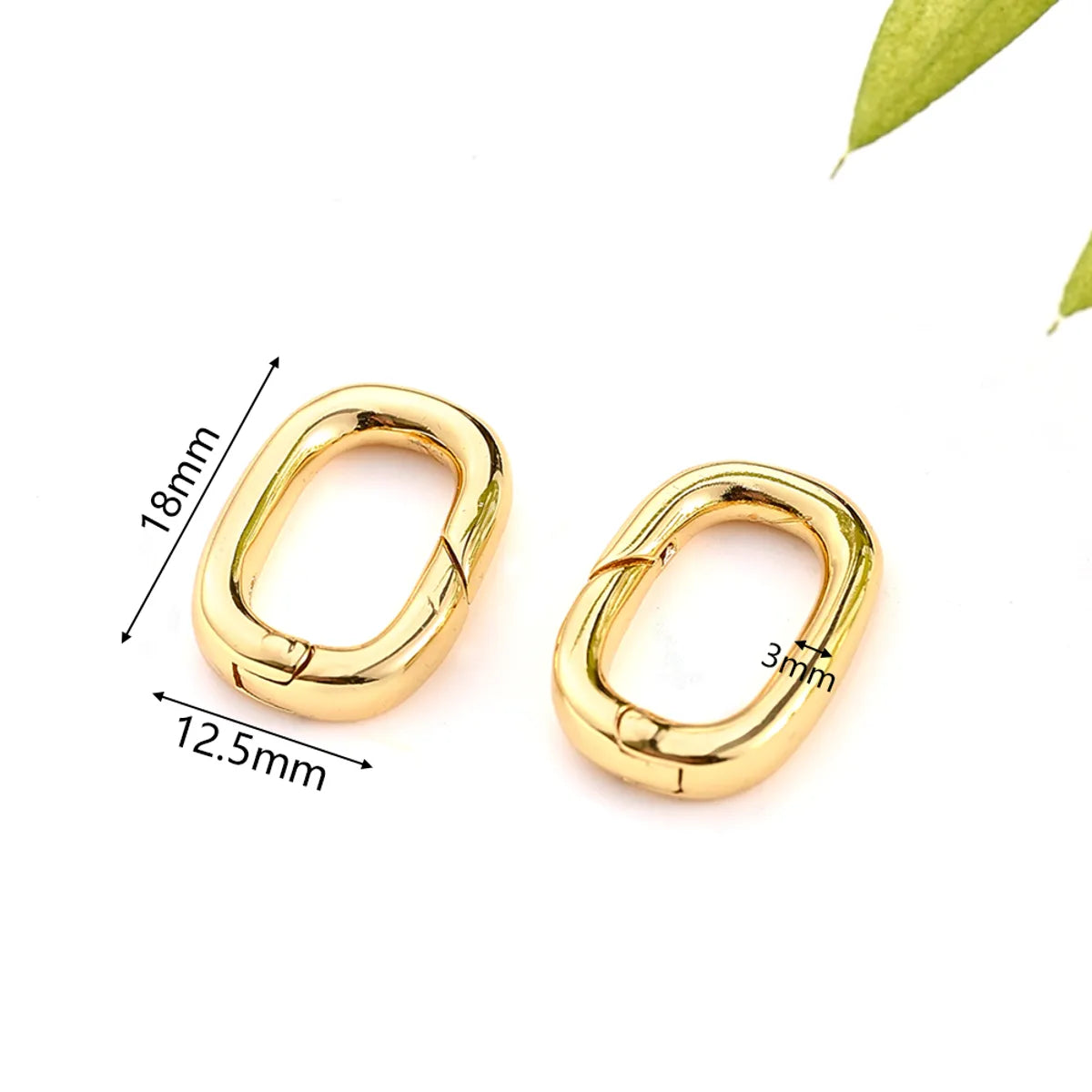 1 Pc/Package 18x12.5mm 19x10mm 22x11mm Copper 18K Gold Plated Simple Solid Color Twist Polished Connectors Jewelry Buckle