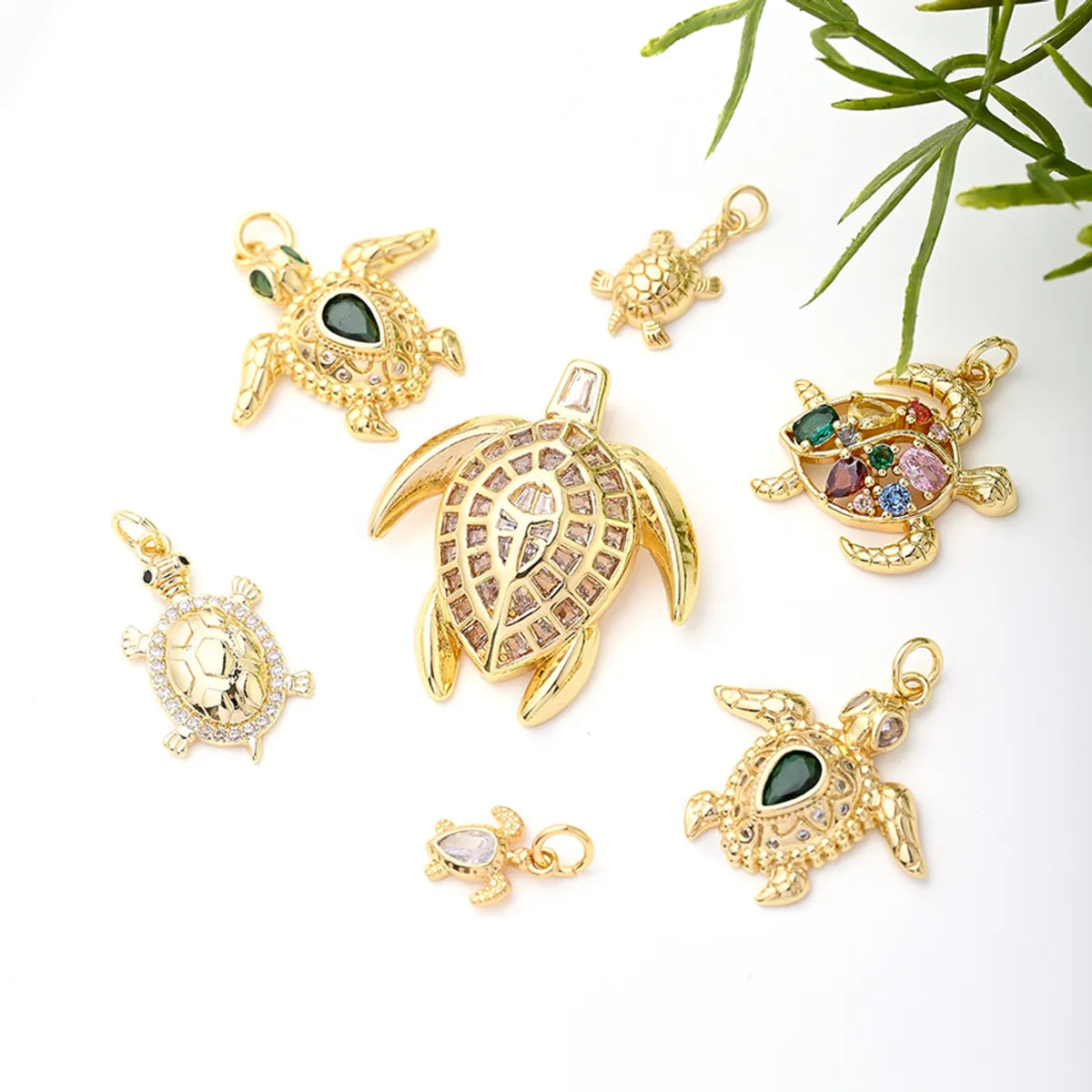 1 Pc/Package 23x13.5mm 23x24mm 31x28mm Hole 2~2.9mm Hole 3~3.9mm 4.5x3.5mm Copper Zircon Gold Plated Tortoise Turtle Polished Pendant