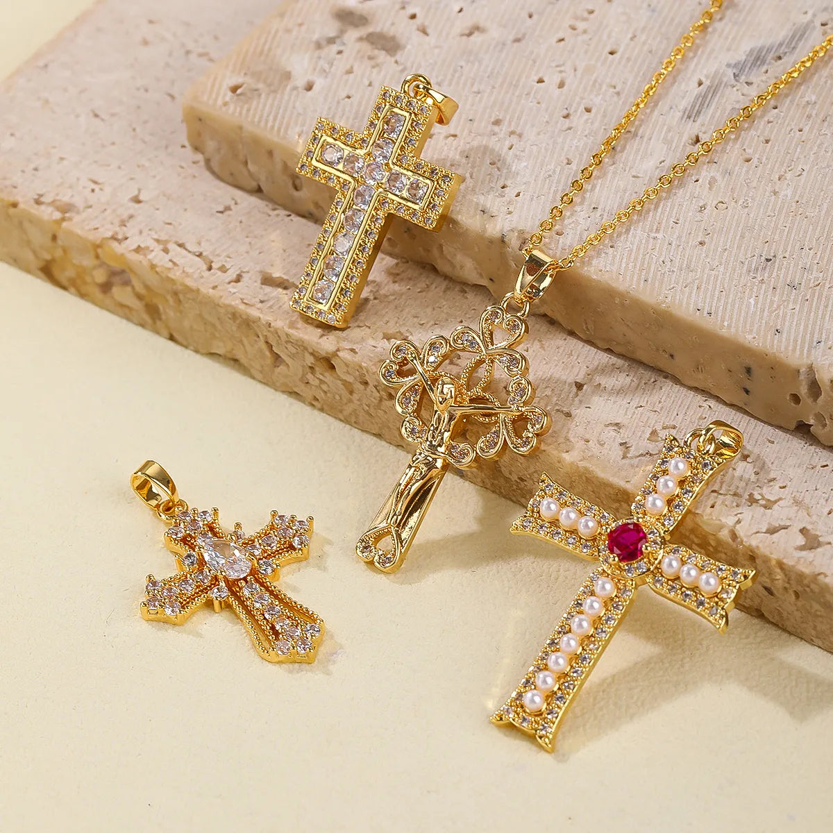 1 PCS/Package Copper Zircon 18K Gold Plated Cross Pendant