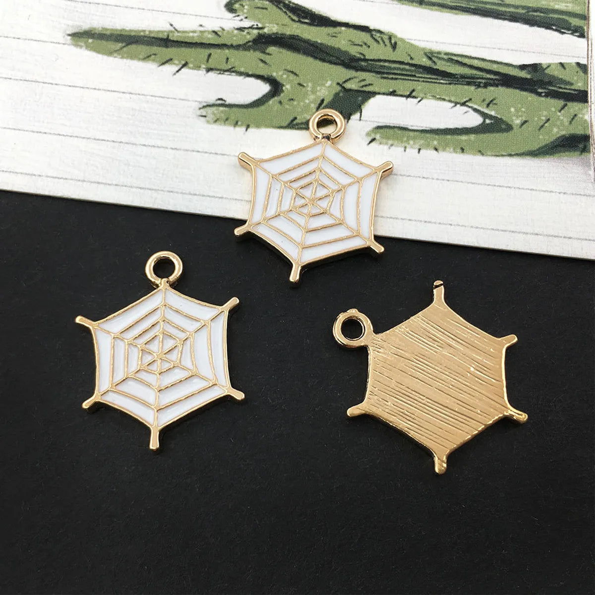 1 Piece 10 * 23mm 12 * 15mm 18 * 20mm Alloy Pumpkin Spider Ghost Pendant