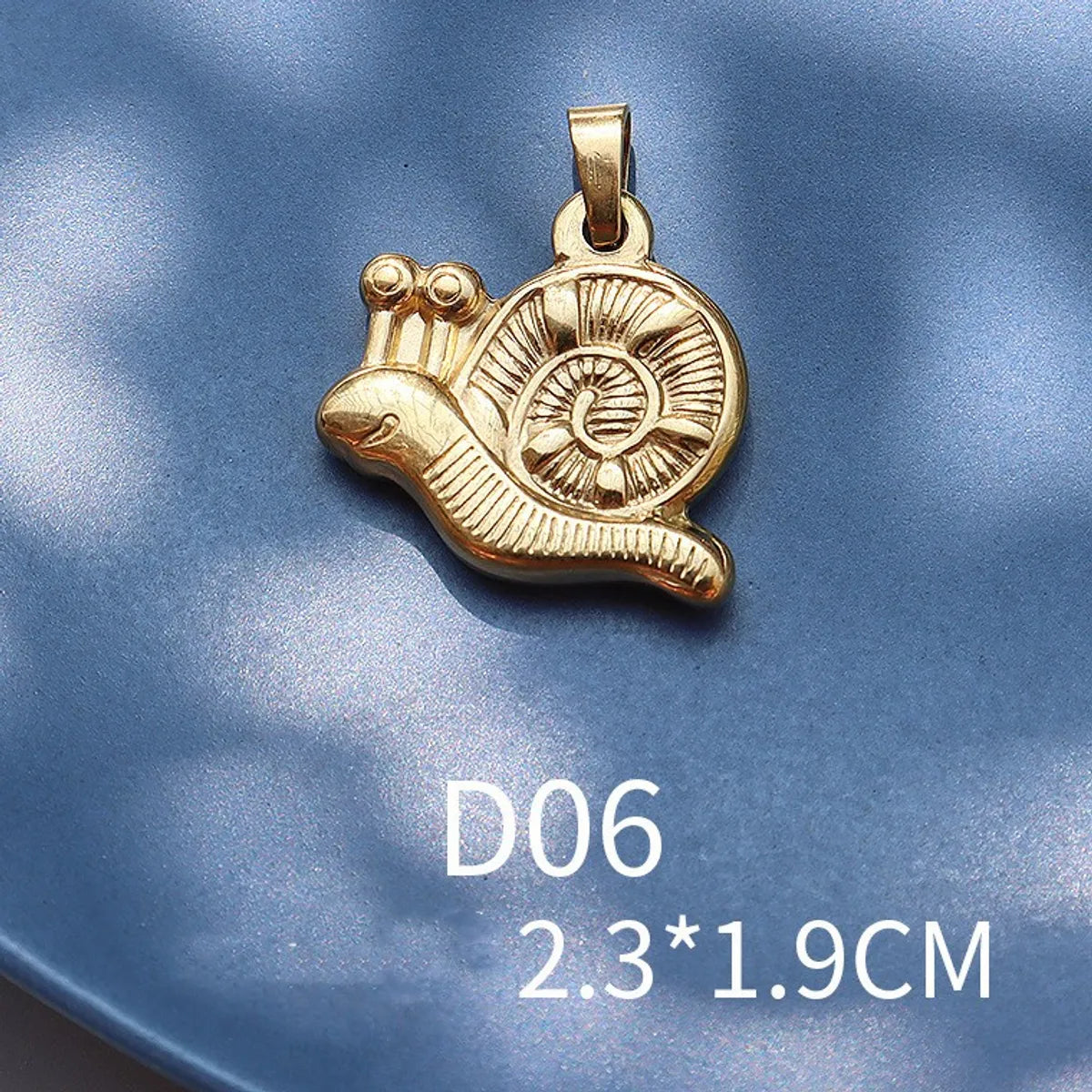 1 Piece 13 * 14mm 15 * 21mm 9 * 17mm Titanium Steel 18K Gold Plated Tiger Elephant Bird Polished Pendant