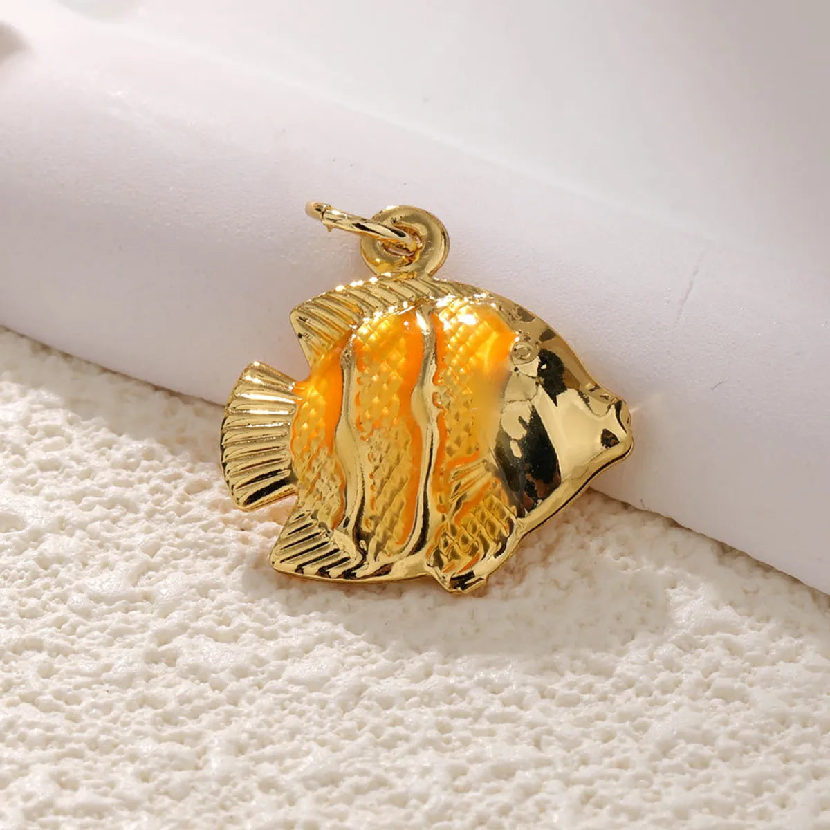 1 Piece 15*16mm 17 * 18mm 18 * 20mm Copper Artificial Pearls Rhinestones Gold Plated Scallop Starfish Fish Tail Pendant