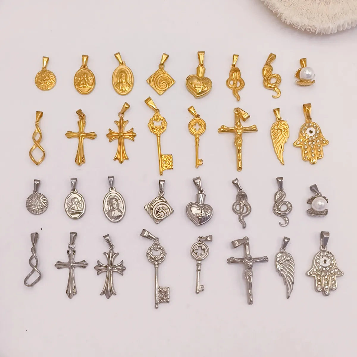 1 Piece 15.5*22.3mm 15*17.5mm 304 Stainless Steel 24K Gold Plated Human Cross Pendant