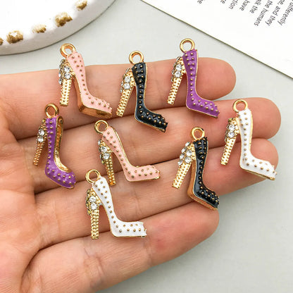 10 Of Them, 4 In Black And 2 In Others 16 * 18 Mm Zinc Alloy High Heel Pendant