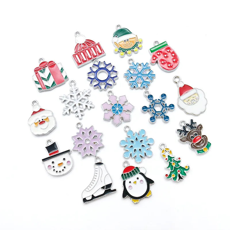 1 Piece 16 * 21mm 18 * 20mm 18 * 21mm Alloy Snowman Snowflake Elk Pendant