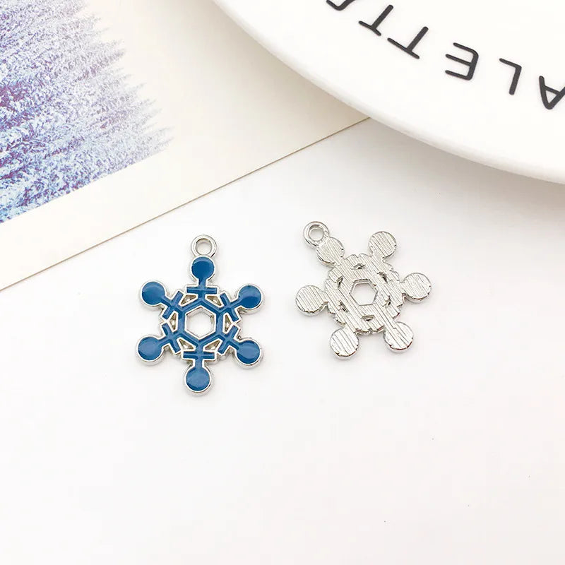 1 Piece 16 * 21mm 18 * 20mm 18 * 21mm Alloy Snowman Snowflake Elk Pendant