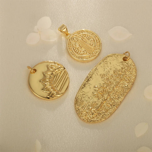 1 Piece 18 * 20mm 21 * 21mm 22 * 41mm Copper 18K Gold Plated Human Sunflower Polished Pendant