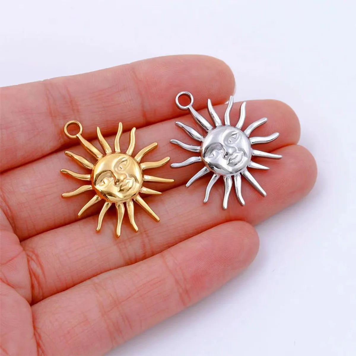 1 Piece 20 * 25mm 25 * 30mm 304 Stainless Steel 18K Gold Plated Sun Pendant