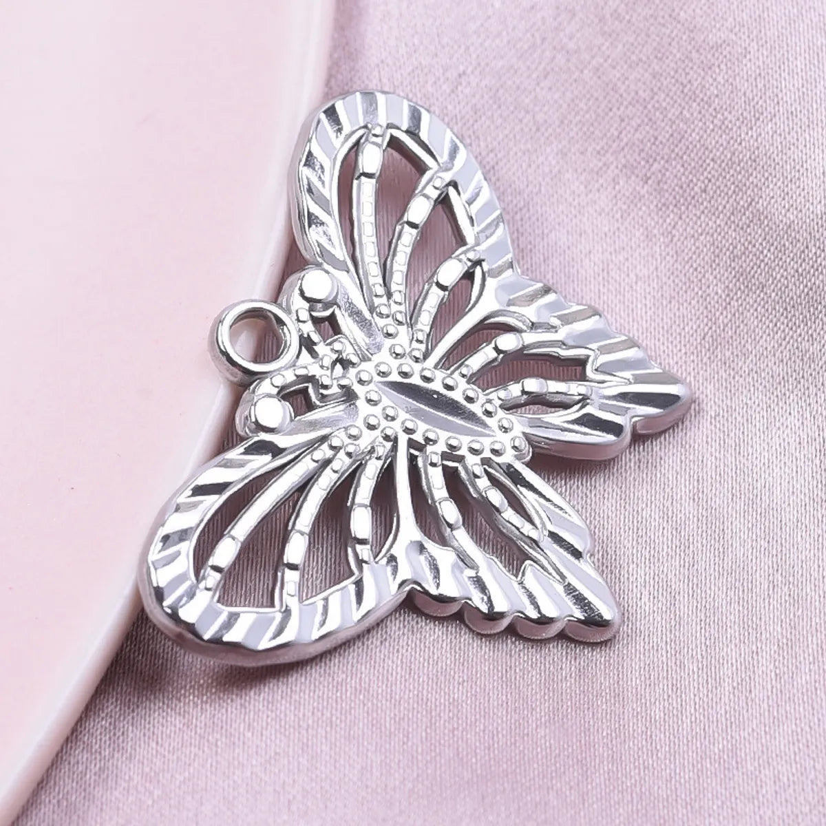 1 Piece 30 * 21mm Hole 2~2.9mm 304 Stainless Steel Butterfly Pendant