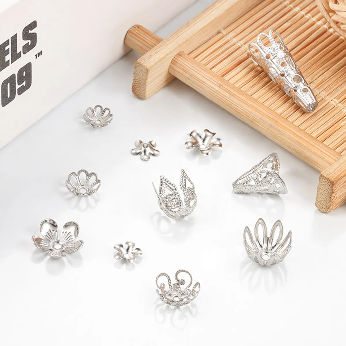 1 Piece 304 Stainless Steel Floral Flower Shape Bead Caps