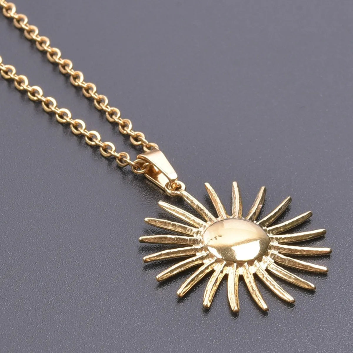 1 Piece 304 Stainless Steel Sun Pendant