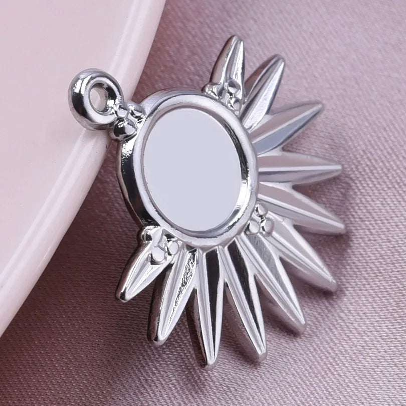 1 Piece 304 Stainless Steel Sun Pendant