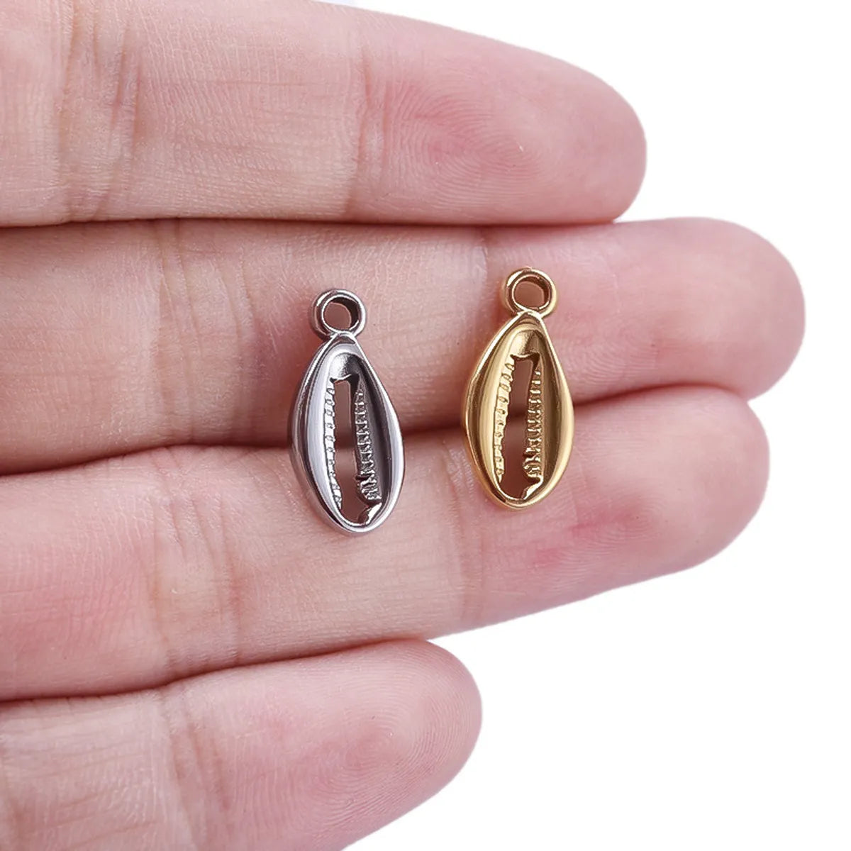 1 Piece 8 * 17mm Hole 2~2.9mm 304 Stainless Steel 18K Gold Plated Shell Polished Pendant