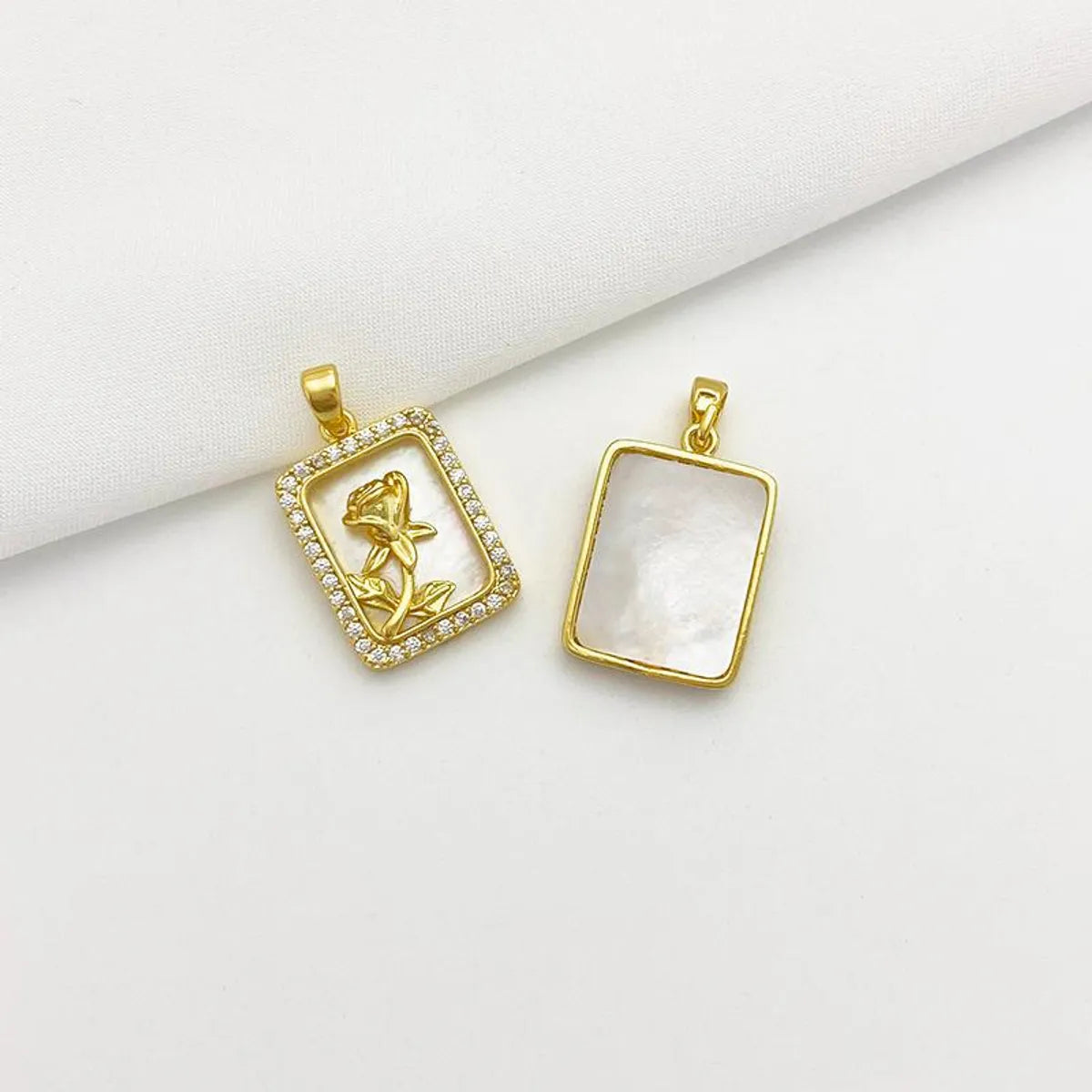 1 Piece Alloy Gold Plated Color Block Pendant