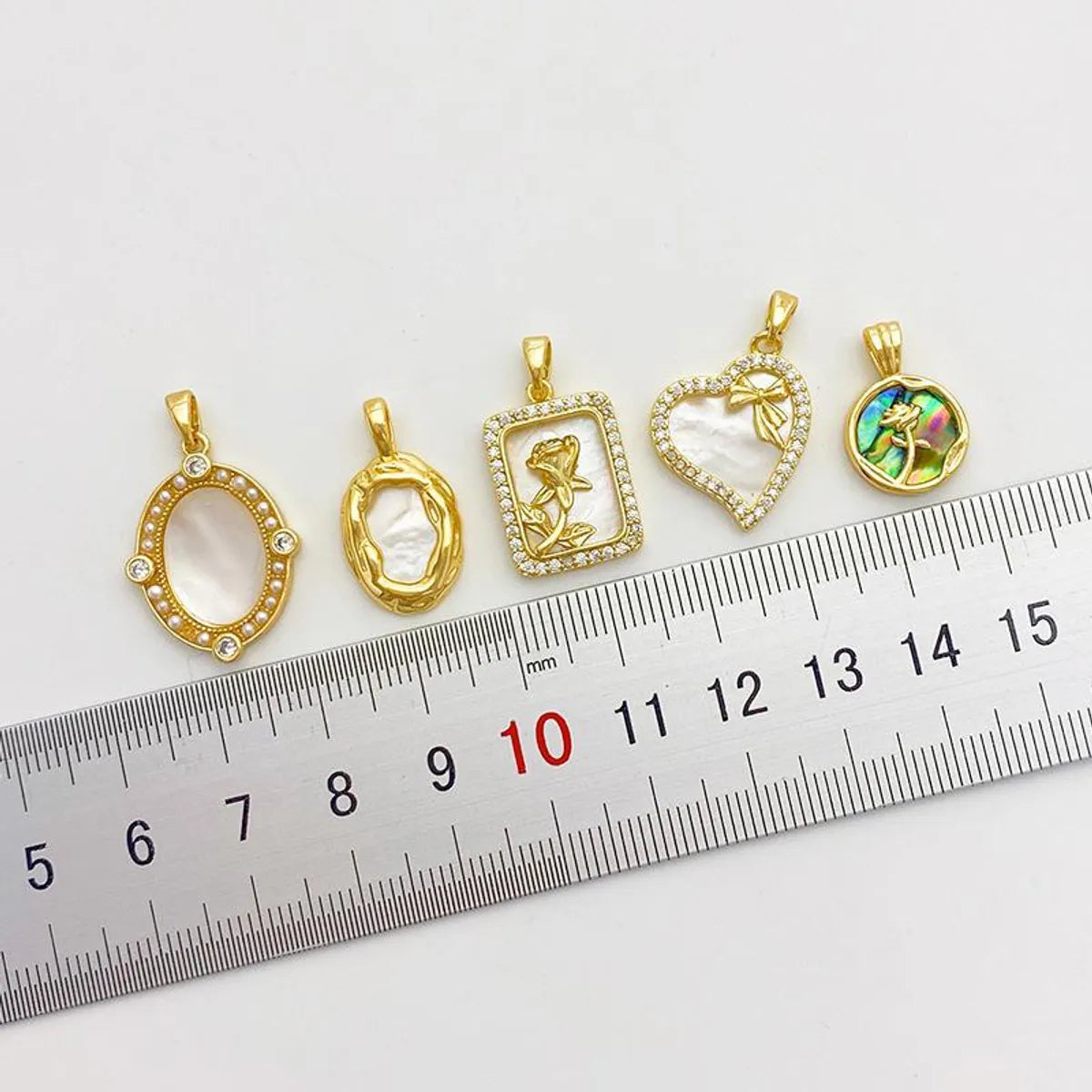 1 Piece Alloy Gold Plated Color Block Pendant