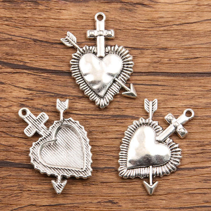 1 Piece Alloy Heart Shape Skull Pendant