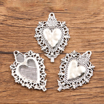 1 Piece Alloy Heart Shape Skull Pendant