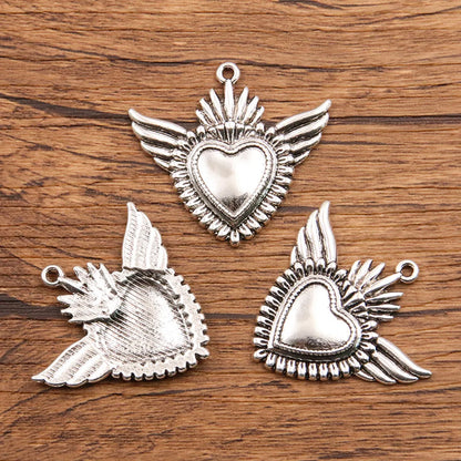 1 Piece Alloy Heart Shape Skull Pendant