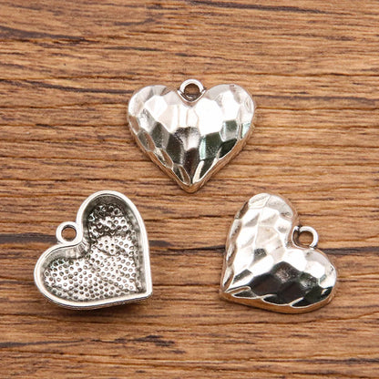 1 Piece Alloy Heart Shape Skull Pendant