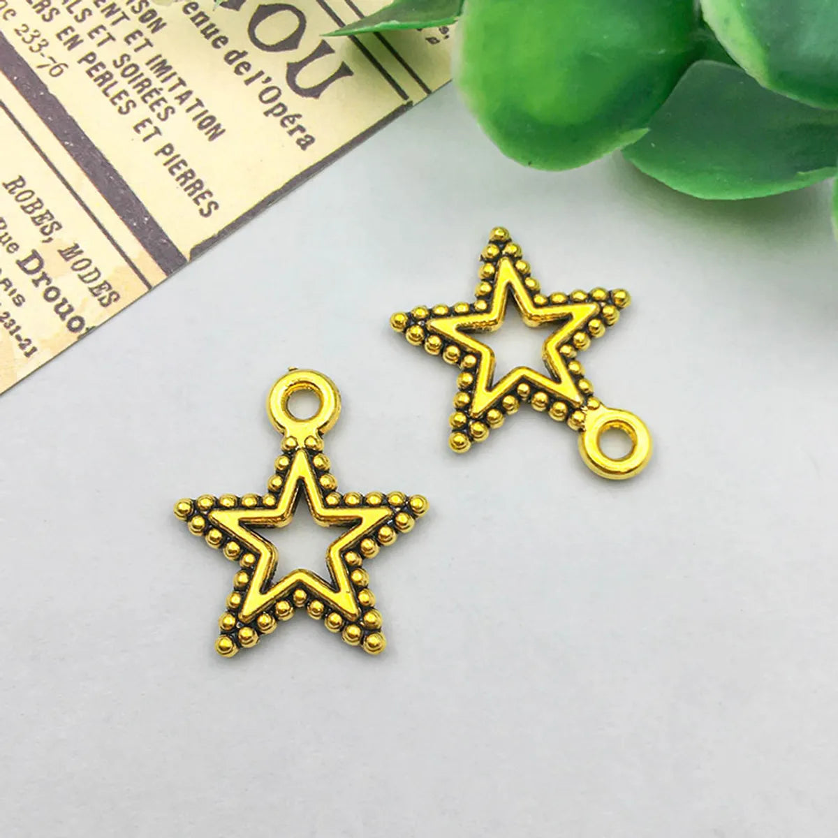 20 Models Per Model 1, 20/Pack Alloy Sun Star Moon Pendant