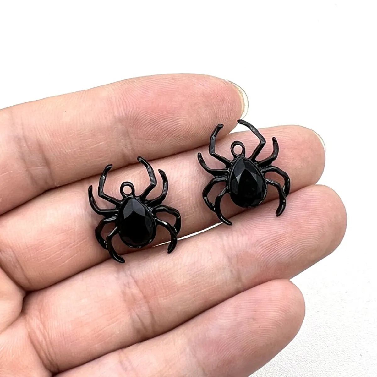 1 Piece Alloy Zircon Spider Pendant