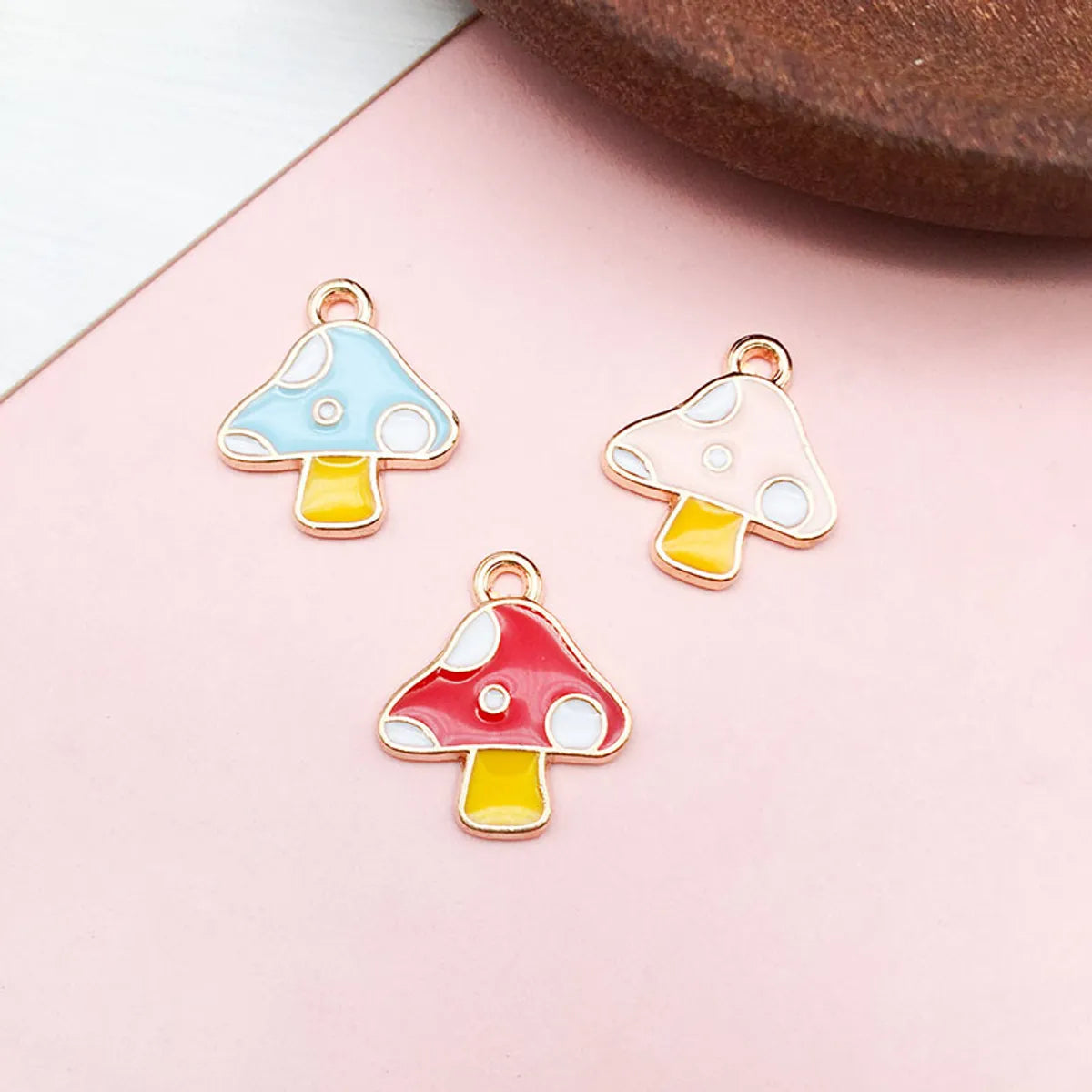 1 Piece Cartoon Style Mushroom Alloy Enamel Plating Pendant Jewelry Accessories