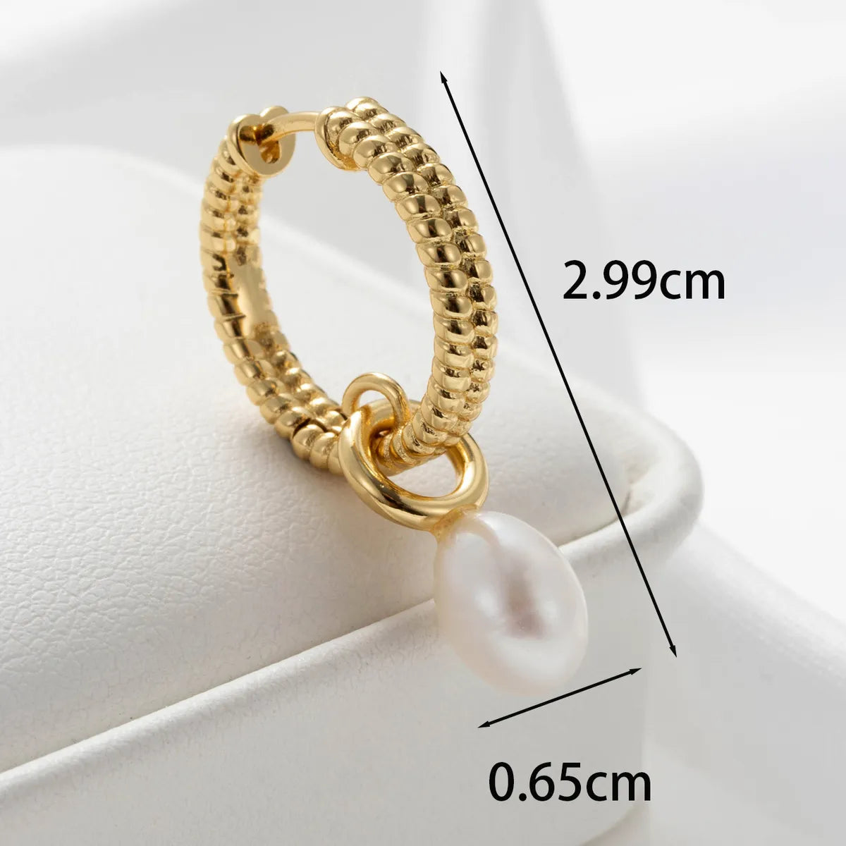 1 Piece Casual French Style Korean Style Round Flower Inlay Copper Pearl Zircon Ear Studs