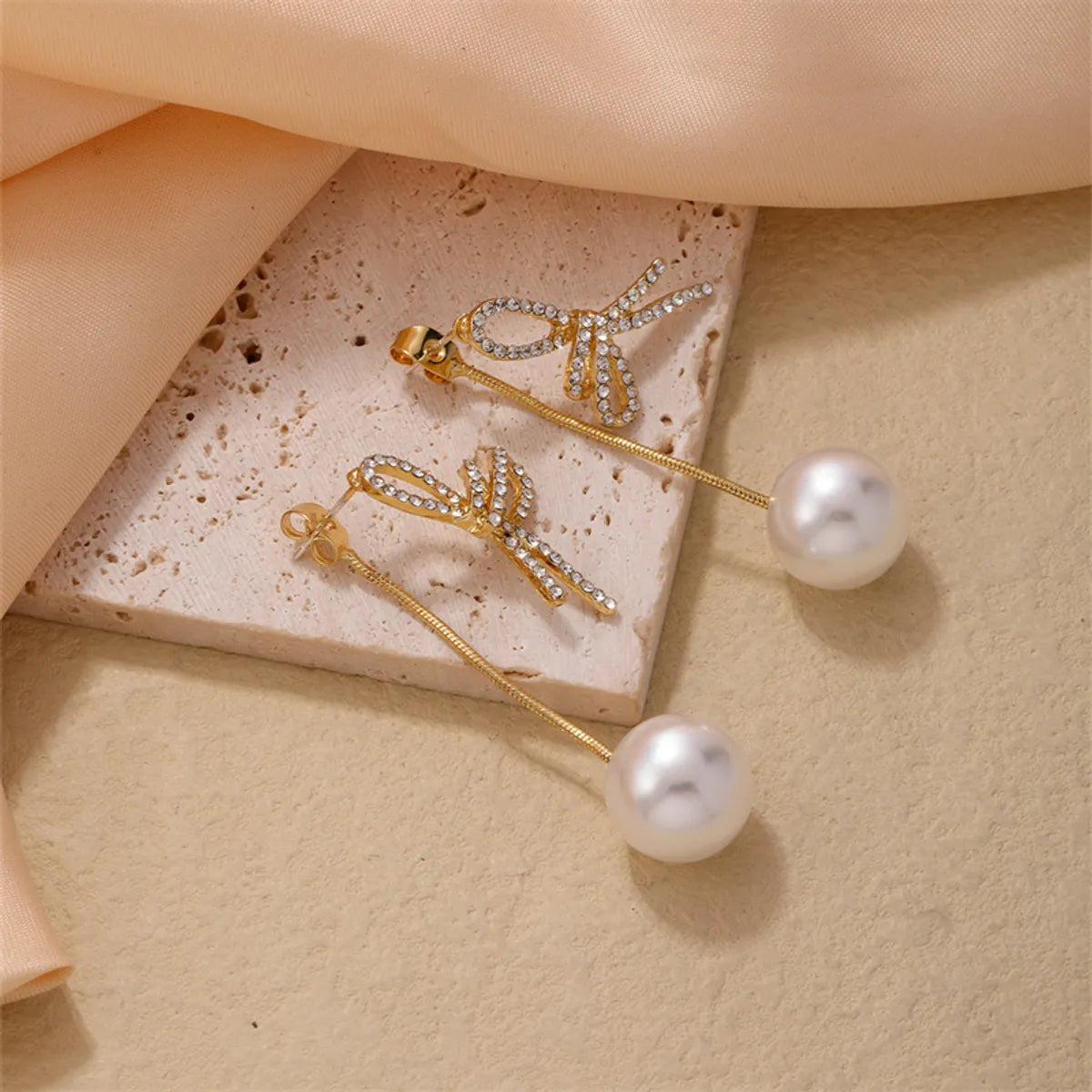 1 Piece Casual Simple Style Bow Knot Alloy Zinc Alloy Pearl Zircon K Gold Plated Drop Earrings