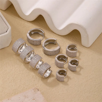 1 Piece Casual Simple Style Geometric Copper Zircon Silver Plated Huggie Earrings