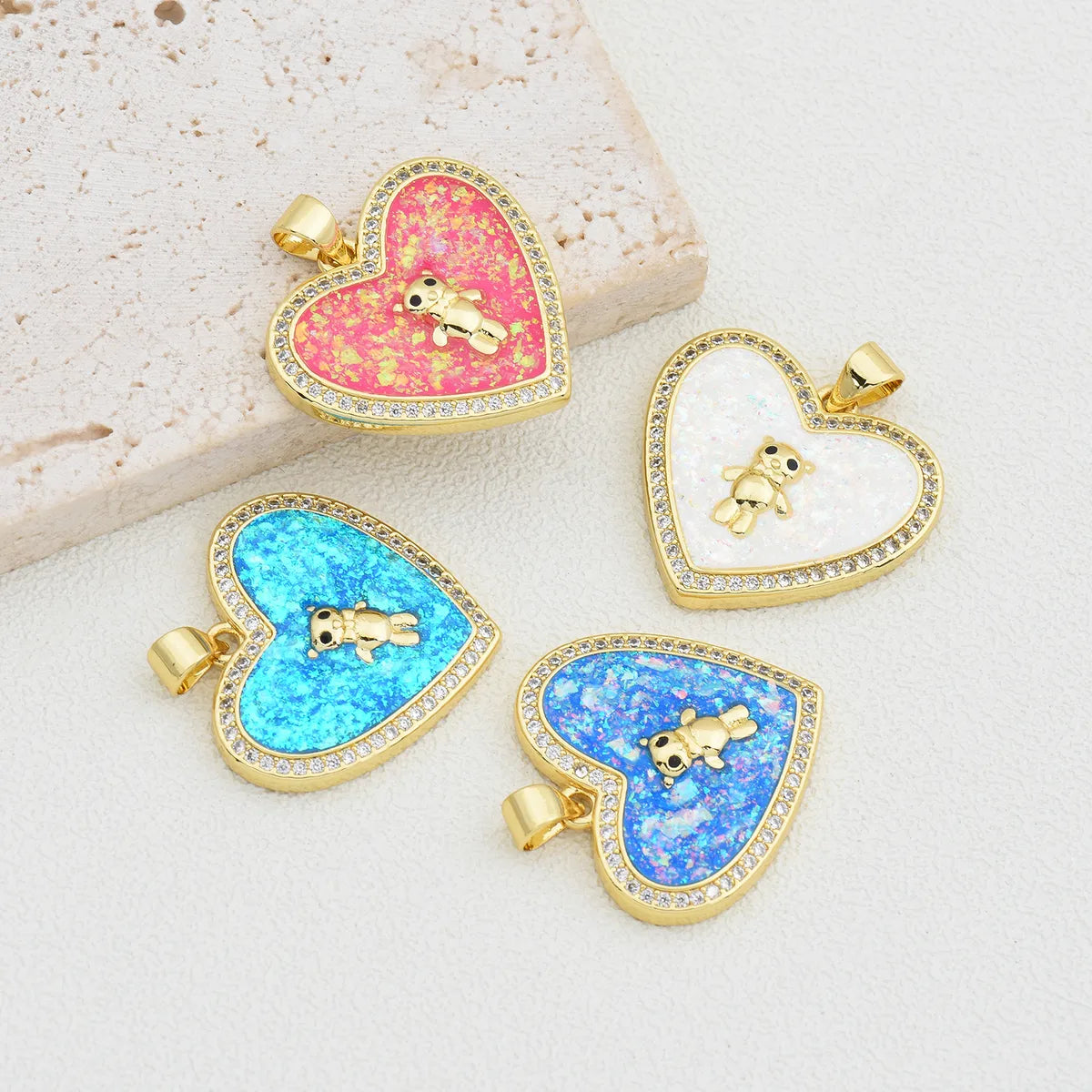 1 Piece Copper Zircon 18K Gold Plated Bear Heart Shape Pendant