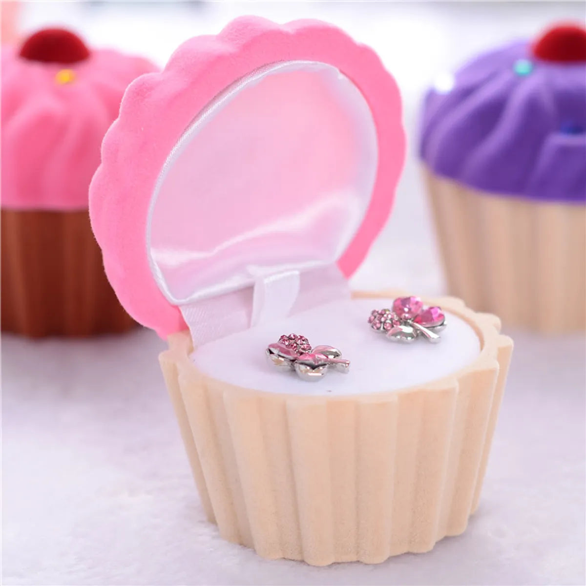 1 Piece Cute Ice Cream Flannel Jewelry Boxes