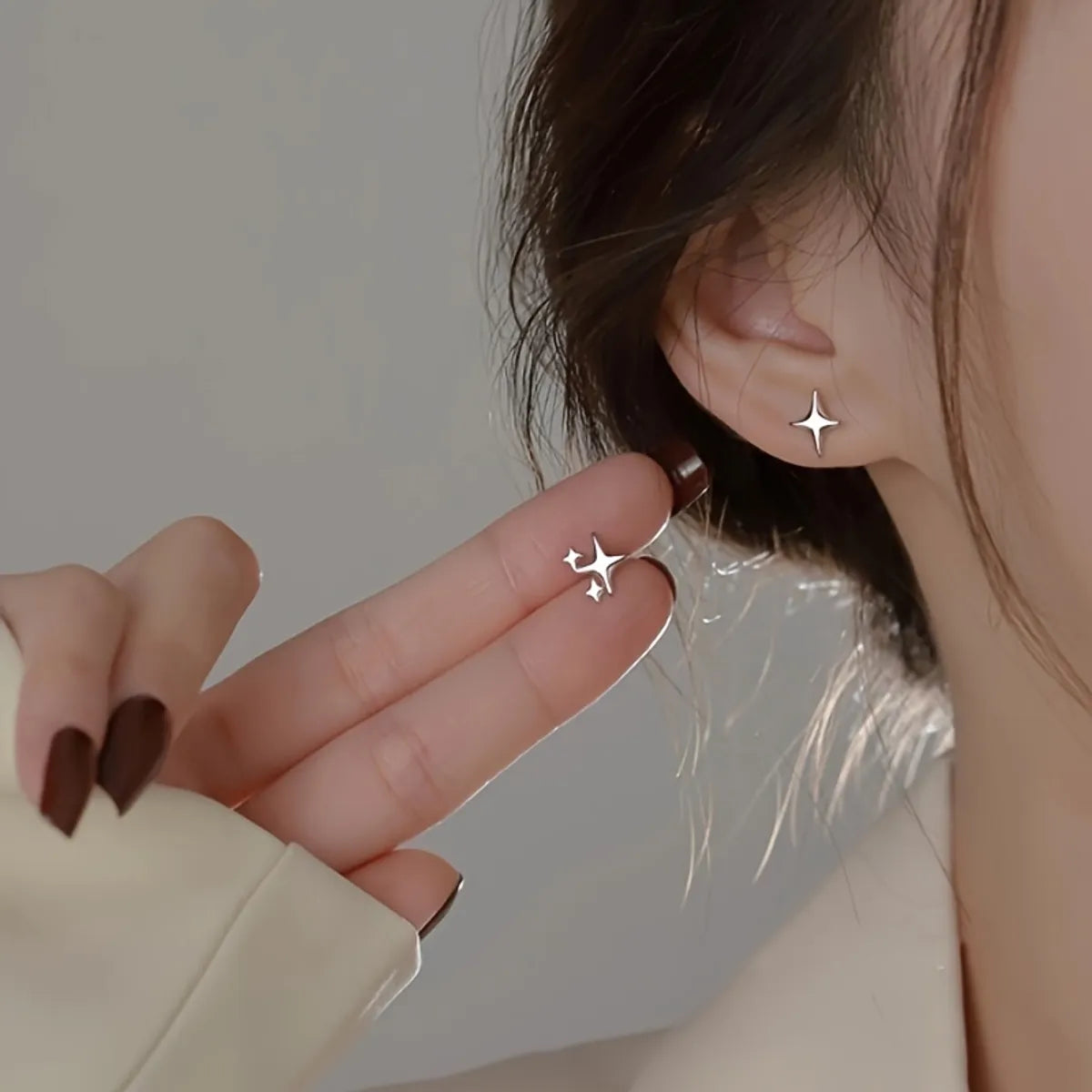 1 Piece Cute Shiny Star Asymmetrical Plating Alloy Silver Plated Ear Studs