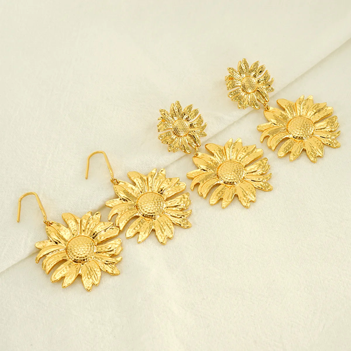 1 Piece Cute Wedding Bridal Flower Plating Inlay Stainless Steel Artificial Pearls 18k Gold Plated Drop Earrings