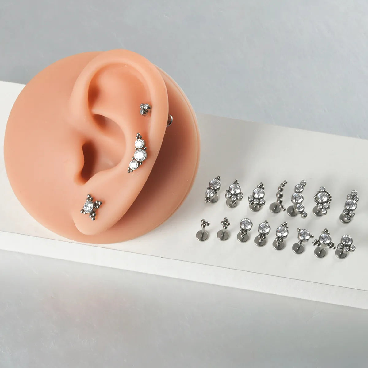 1 Piece Ear Cartilage Rings & Studs Casual Simple Style Commute Geometric G23 Titanium Inlay Zircon Lip Rings Ear Cartilage Rings & Studs