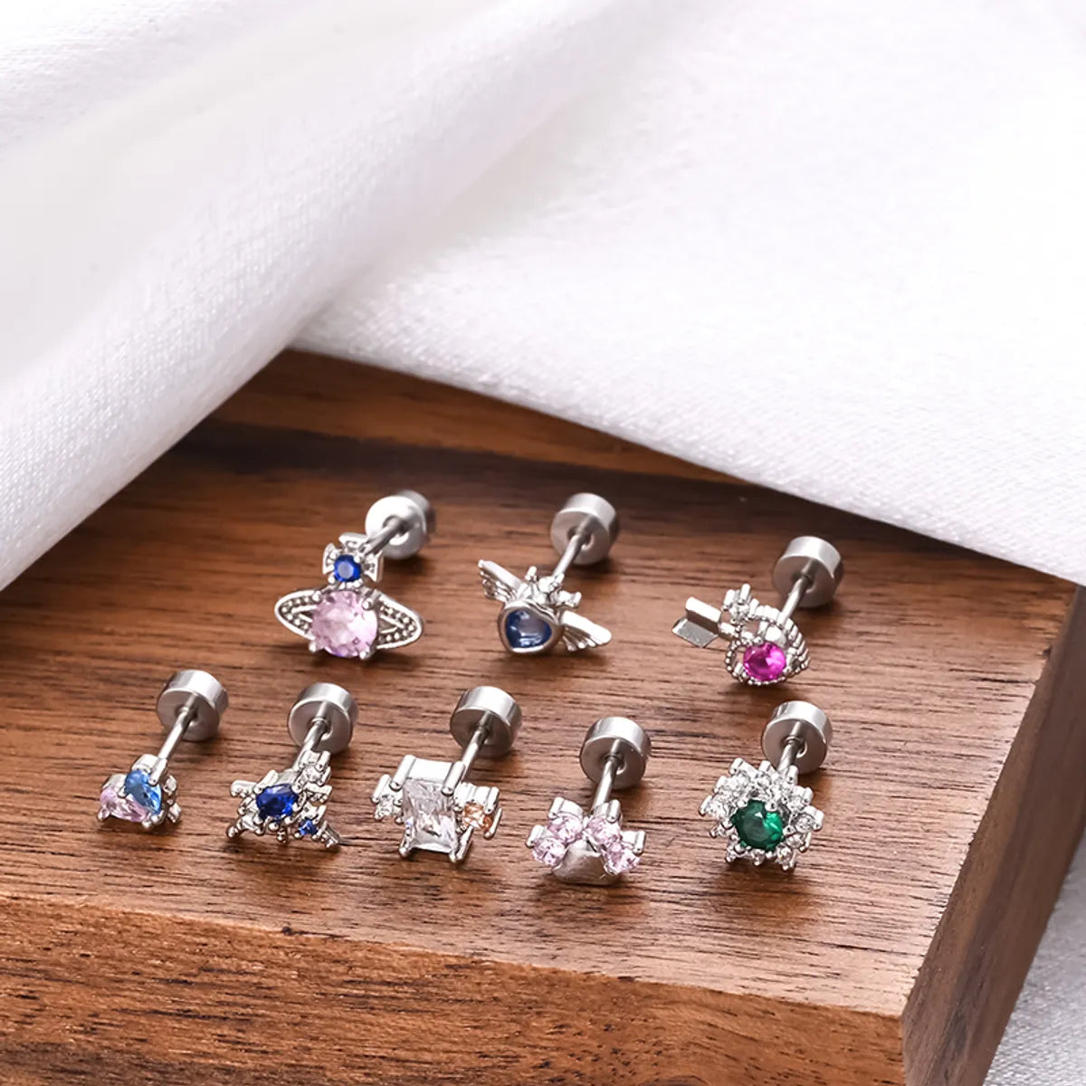 1 Piece Ear Cartilage Rings & Studs Simple Style Classic Style Heart Shape 316 Stainless Steel  Copper Polishing Inlay Diamond 18K Gold Plated Ear Cartilage Rings & Studs