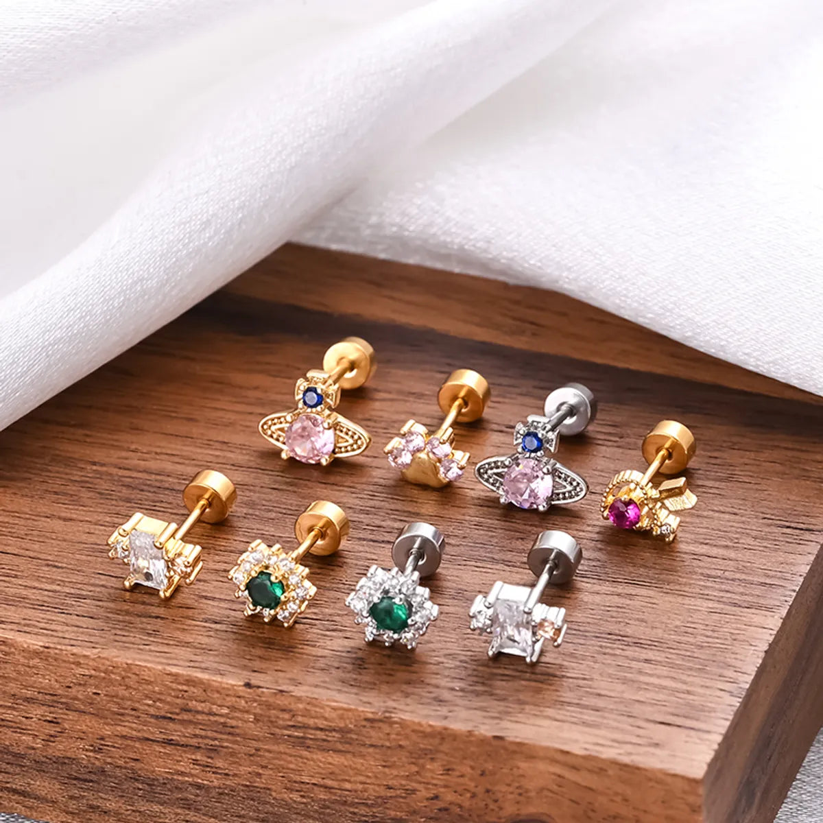 1 Piece Ear Cartilage Rings & Studs Simple Style Classic Style Heart Shape 316 Stainless Steel  Copper Polishing Inlay Diamond 18K Gold Plated Ear Cartilage Rings & Studs