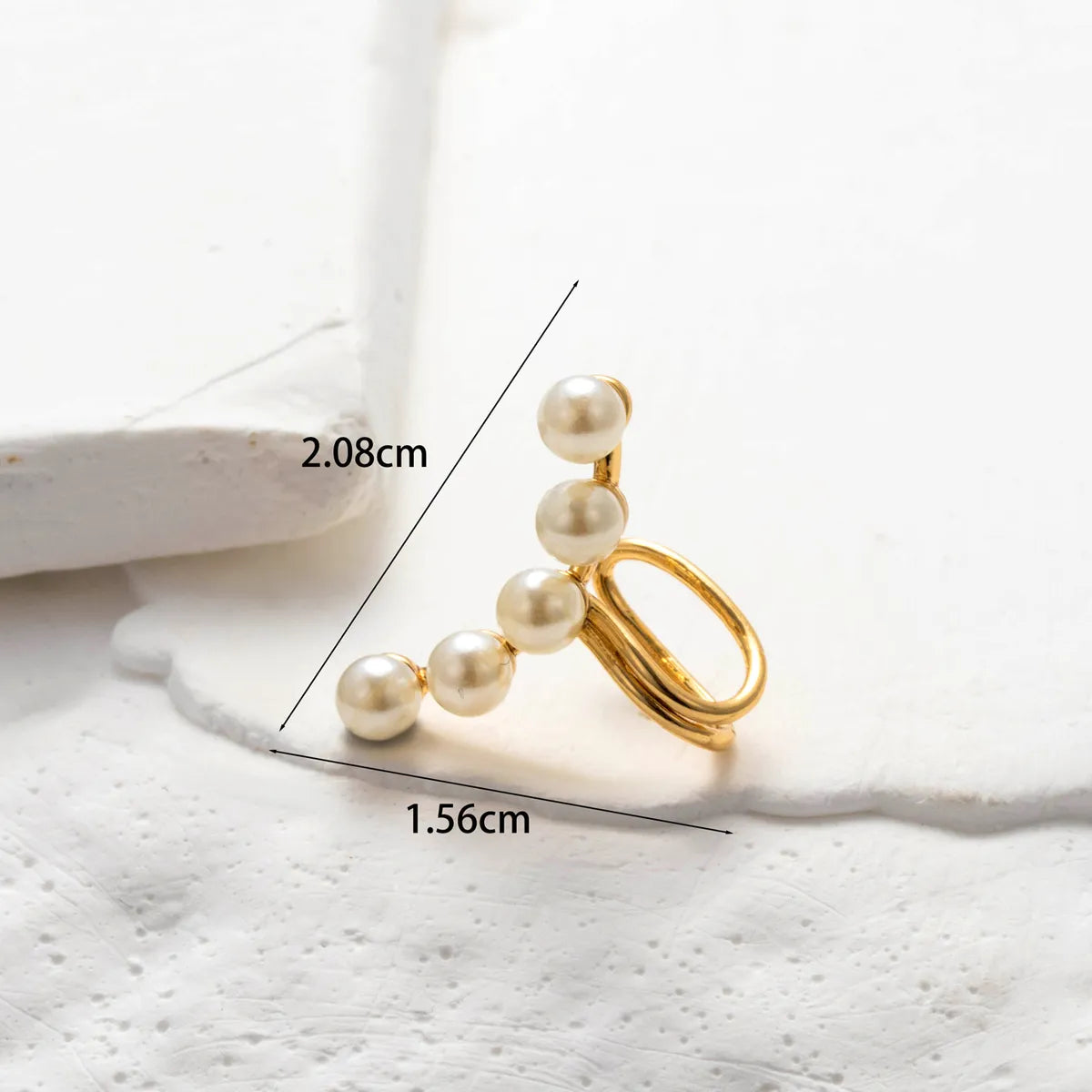 1 Piece Ear Cartilage Rings & Studs Simple Style Classic Style Heart Shape Pearl Flower Copper Inlay Zircon Ear Cartilage Rings & Studs