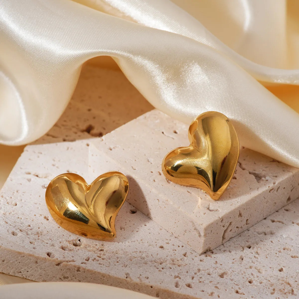 1 Piece Elegant Glam Romantic Heart Shape Plating Inlay 304 Stainless Steel Pearl K Gold Plated Ear Studs