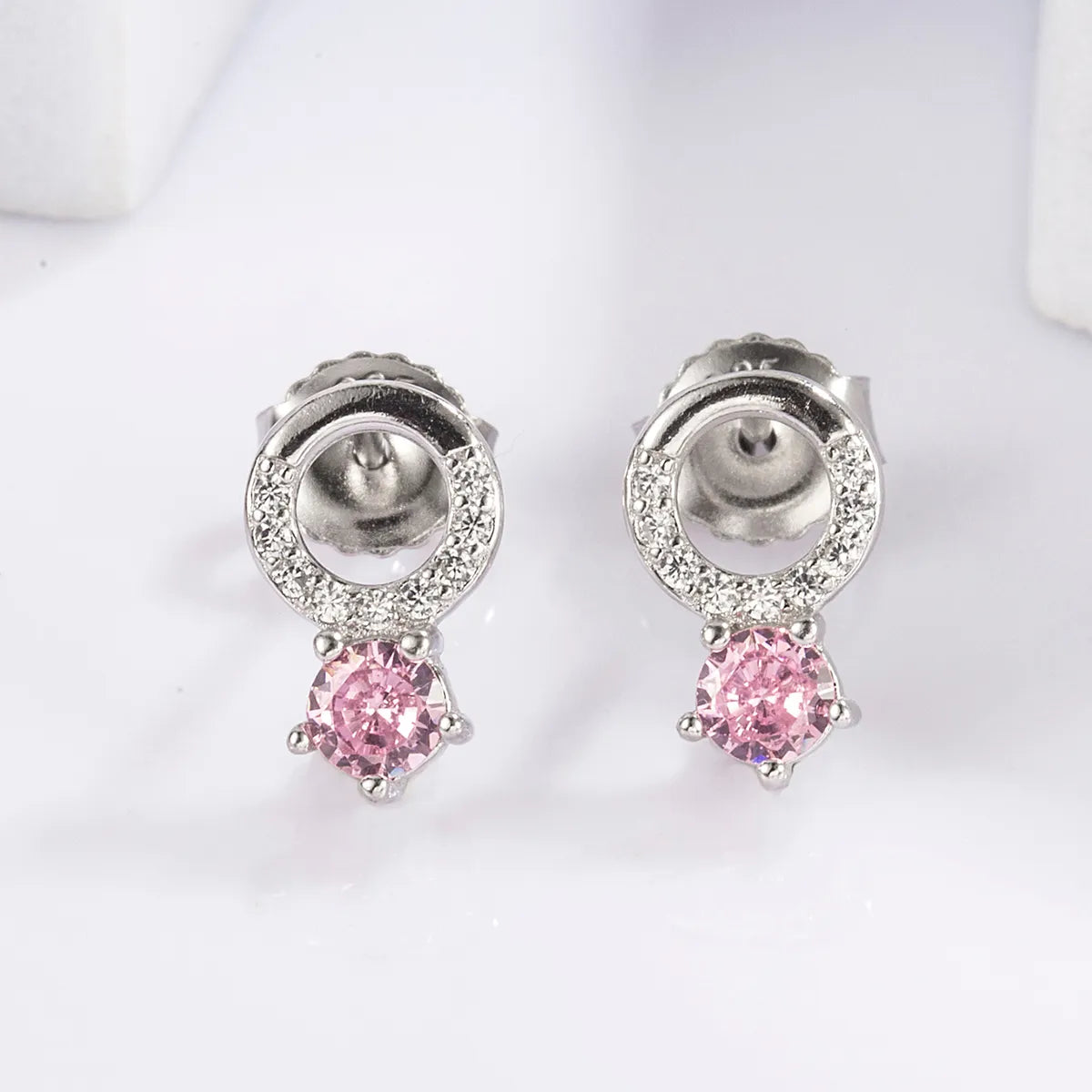 1 Piece Elegant Lady Pentagon Water Droplets Antlers Plating Inlay Sterling Silver Zircon White Gold Plated Ear Studs